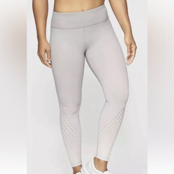 Athleta Pants - Athleta Contender Aero 7/8 tight high rise pebble gray leggings LP